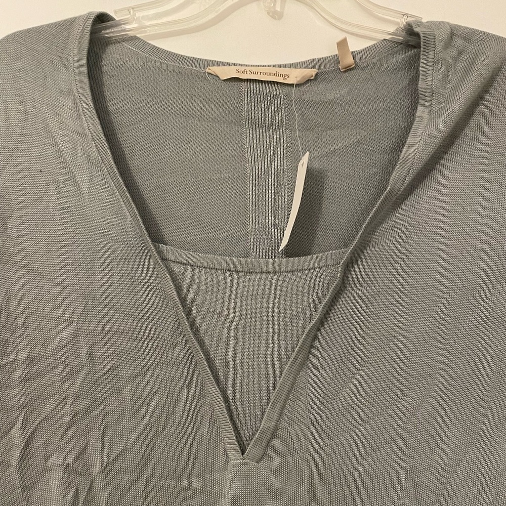 NWT Soft Surroundings Shimmer blue Longsleeve top - Picture 3 of 8